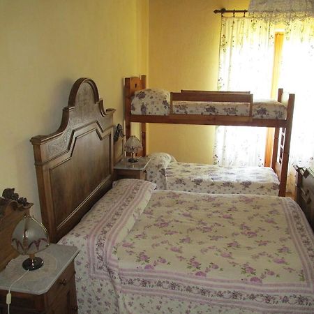 فندق Aramengoفي  Agriturismo Arcobaleno الغرفة الصورة