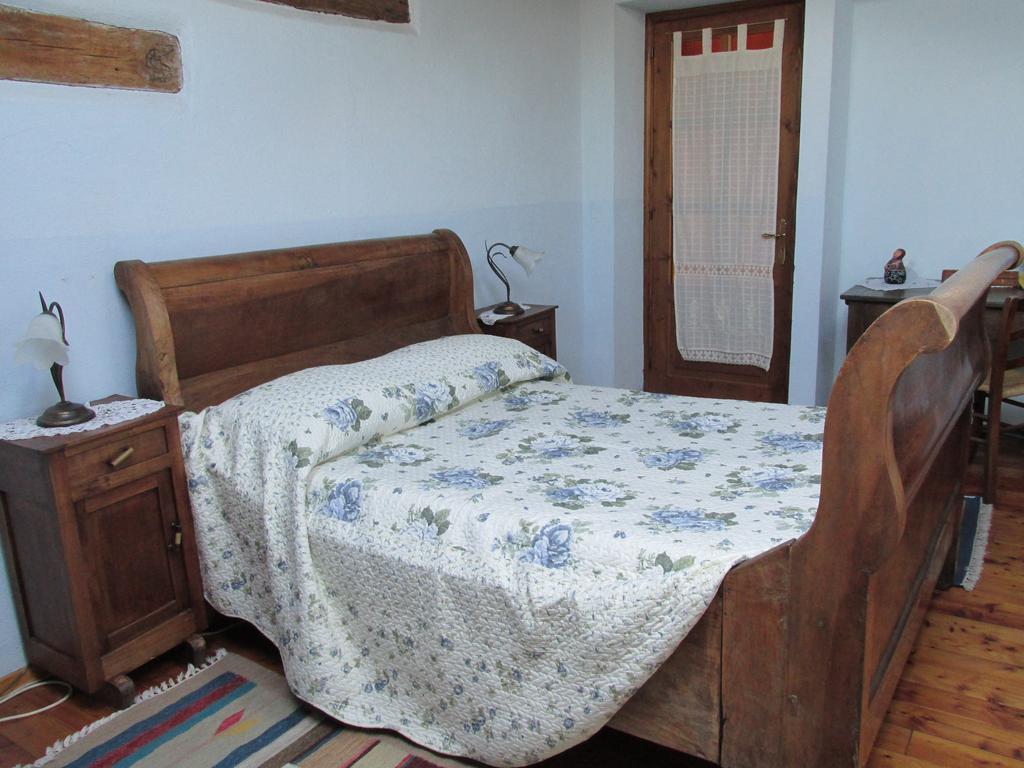 فندق Aramengoفي  Agriturismo Arcobaleno الغرفة الصورة